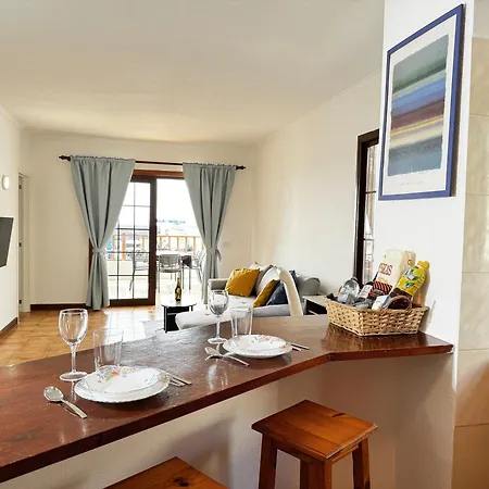 Fabulous Ocean & Cliff View *