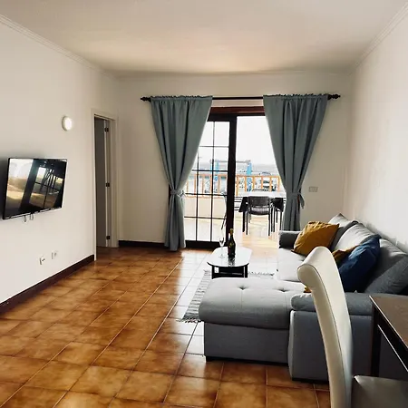 Fabulous Ocean & Cliff View Apartament *