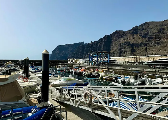 Fabulous Ocean & Cliff View דירה *